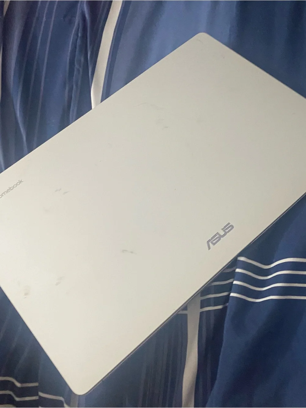 ASUS Chromebook CX15 Silver Laptop - Sleek Silver Design